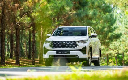 Toyota điều chỉnh giá Innova Cross HEV: Rẻ hơn 45 triệu đồng nhưng không cắt option